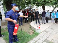 學(xué)校火災逃生中的五種錯誤行為